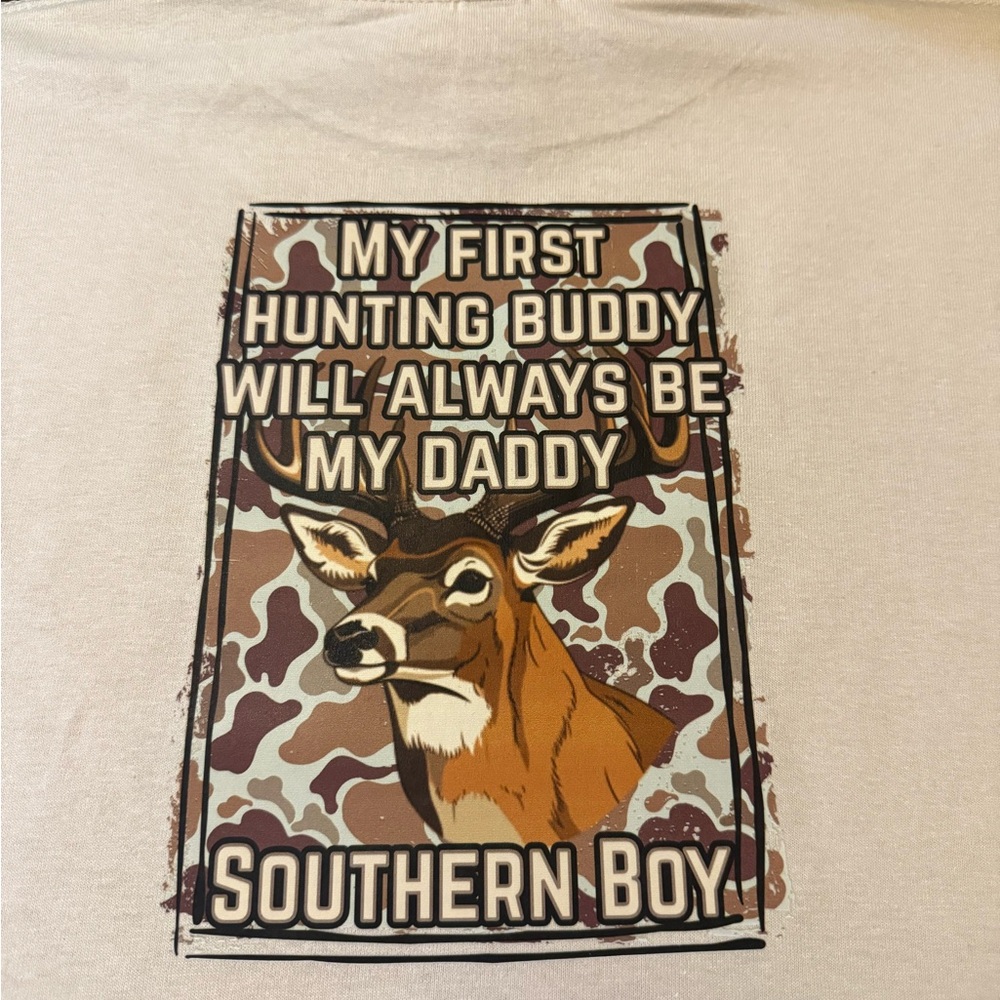 Gildan Kids Short Sleeve Tee - Cream with Deer Graphic